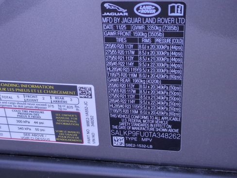 New 2026 Land Rover Range Rover SE image 32