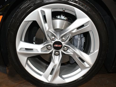 Used 2021 Chevrolet Camaro SS RWD image 65