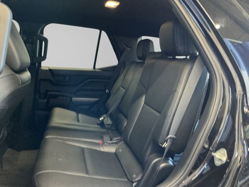 Certified 2025 Toyota 4Runner TRD Off-Road image 13