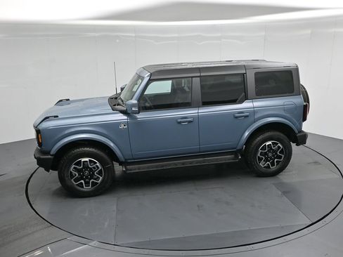 New 2025 Ford Bronco Outer Banks image 44