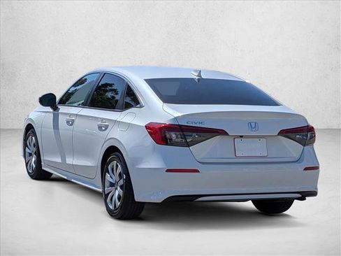Used 2022 Honda Civic LX image 8