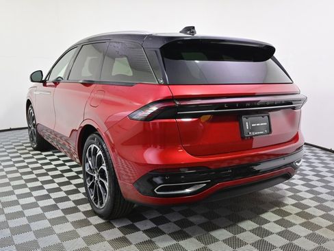 New 2026 Lincoln Nautilus Reserve image 4