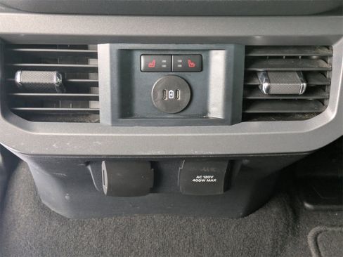 Used 2024 Ford F250 Lariat image 14