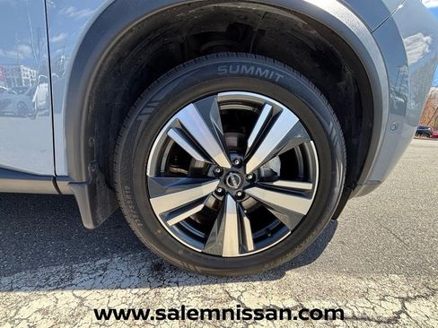 Certified 2023 Nissan Rogue SL w/ SL Premium Package AWD/4WD image 21