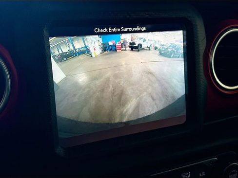 Used 2018 Jeep Wrangler Unlimited Rubicon w/ Dual Top Group image 15