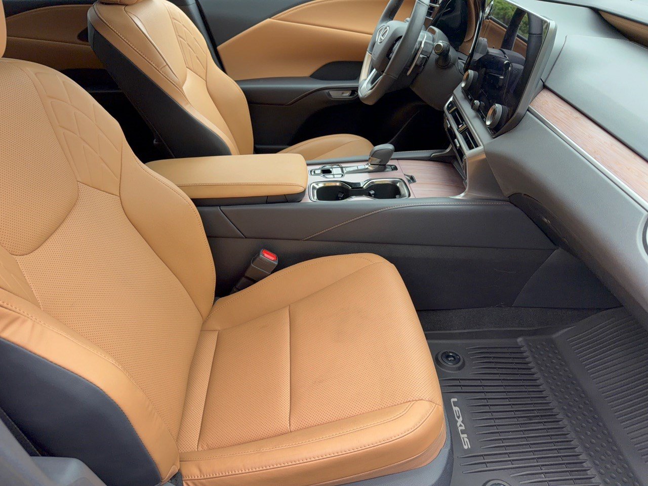 Used 2025 Lexus RX 350 Premium w/ Convenience Package AWD/4WD image 30