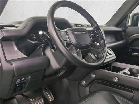 Certified 2025 Land Rover Defender 130 X AWD/4WD image 10