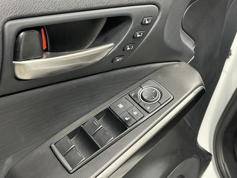 Used 2022 Lexus IS 350 F Sport RWD image 15