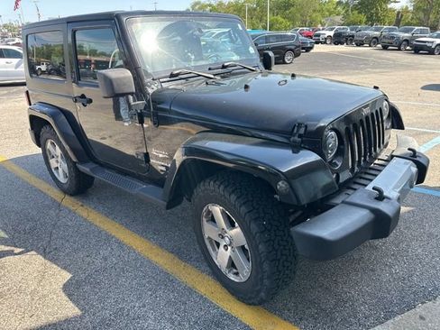 Used 2008 Jeep Wrangler Sahara w/ Dual Top Group AWD/4WD image 1