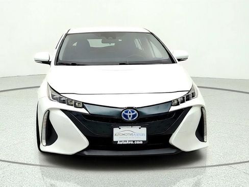 Used 2021 Toyota Prius Prime XLE w/ Carpet Mat Package (TMS) FWD image 2