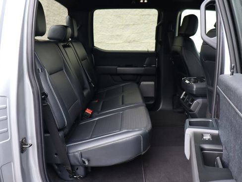Used 2025 Ford F150 Lariat AWD/4WD image 33