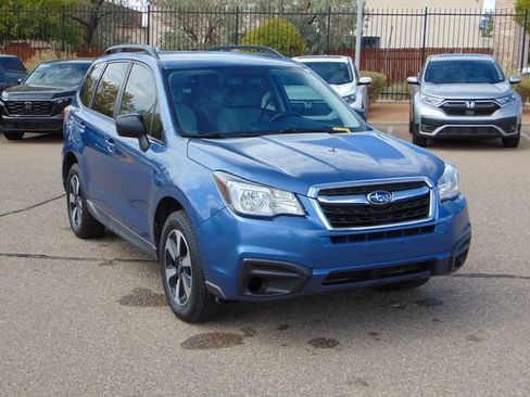 Used 2017 Subaru Forester 2.5i w/ Alloy Wheel Package AWD/4WD image 9