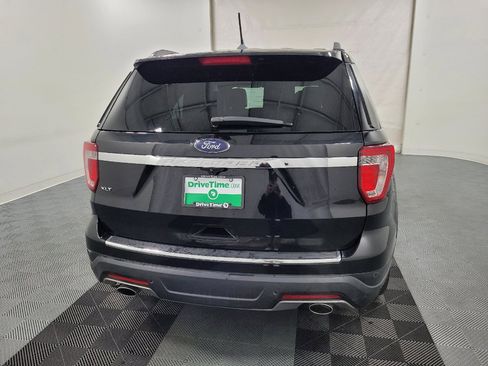 Used 2018 Ford Explorer XLT w/ Equipment Group 202A FWD image 7