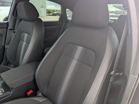 Used 2025 Honda Civic Sport image 8