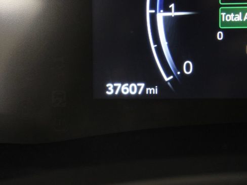 Used 2025 Toyota Grand Highlander AWD image 11