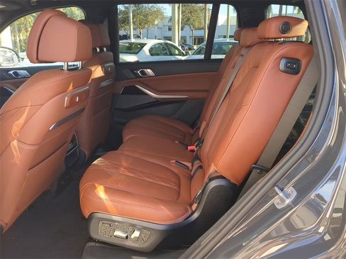 New 2026 BMW X7 M60i image 14