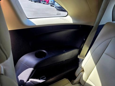 Used 2017 Acura MDX SH-AWD image 47