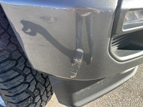 Used 2021 Ford F350 Limited image 2