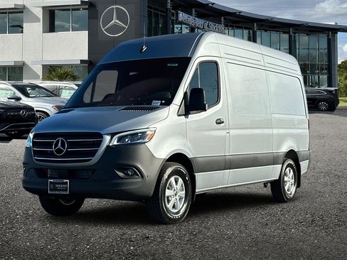 New 2025 Mercedes-Benz Sprinter 2500 image 8