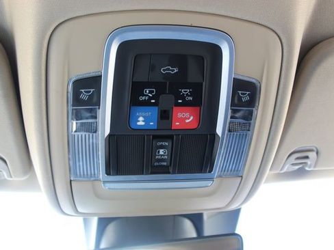 Used 2021 RAM 1500 Limited AWD/4WD image 28