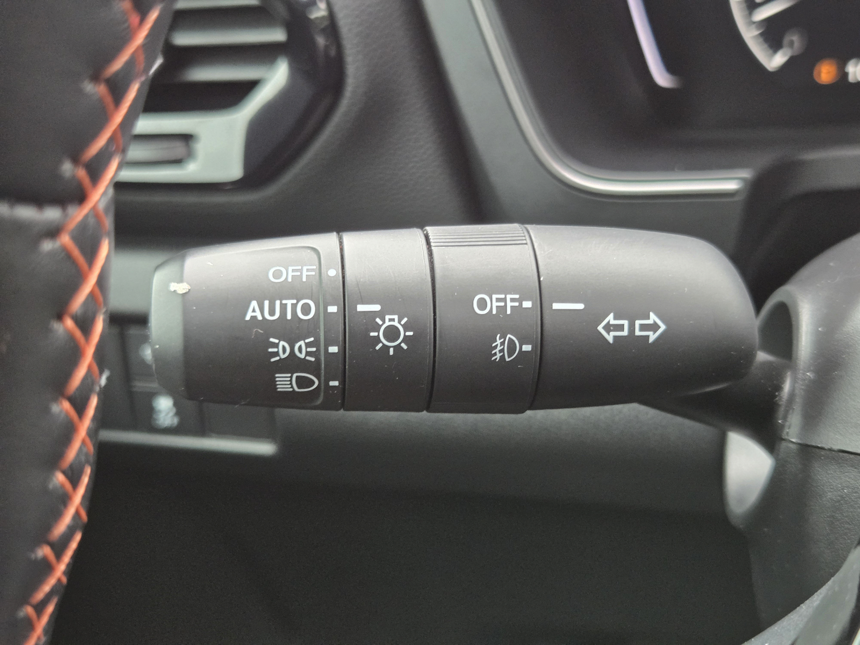 Certified 2025 Honda Pilot TrailSport image 18