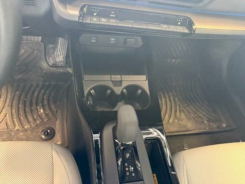 Used 2026 Toyota Prius XLE image 10