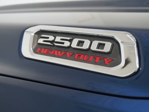 Used 2022 RAM 2500 Laramie AWD/4WD image 8