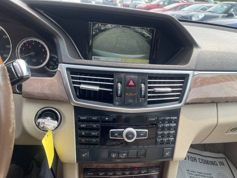 Used 2011 Mercedes-Benz E 350 4MATIC Sedan image 14