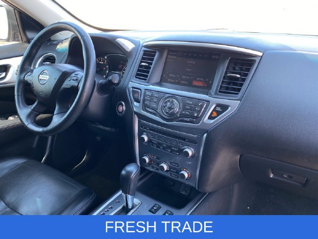 Used 2018 Nissan Pathfinder SL w/ SL Premium Package FWD image 12