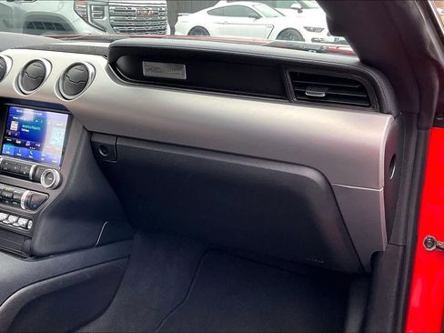 Used 2022 Ford Mustang Premium image 19
