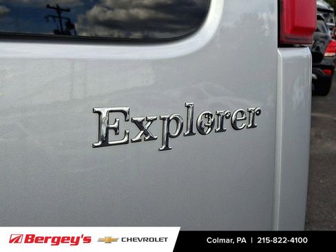 Used 2014 Chevrolet Express 1500 image 30