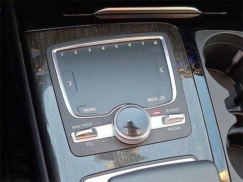 Used 2019 Audi Q7 3.0T Premium Plus image 26