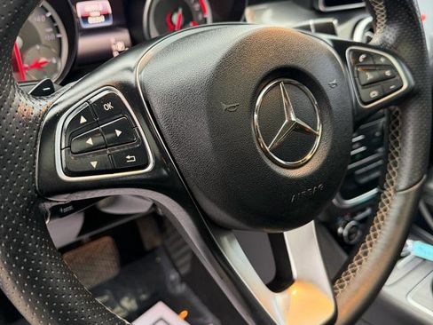 Used 2016 Mercedes-Benz CLA 250 image 37