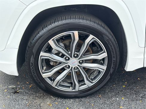 Used 2019 GMC Terrain Denali image 11