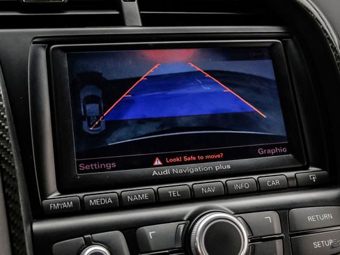 Used 2010 Audi R8 V10 image 81