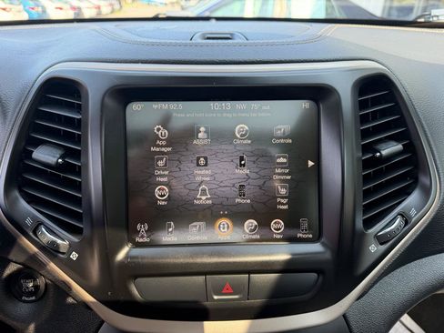Used 2015 Jeep Cherokee Limited AWD/4WD image 15
