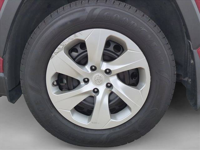 Used 2019 Toyota RAV4 LE w/ All Weather Liner Package AWD/4WD image 12