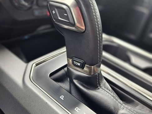 Used 2018 Ford F150 Raptor w/ Equipment Group 802A Luxury image 11