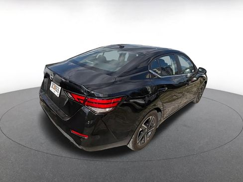 Used 2025 Nissan Sentra SV image 6