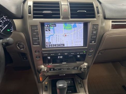 Used 2014 Lexus GX 460 Luxury w/ Preferred Accessory Package AWD/4WD image 18