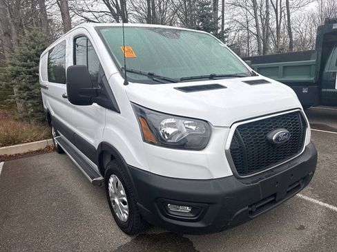 Used 2024 Ford Transit 250 Low Roof w/ Exterior Upgrade Package image 2