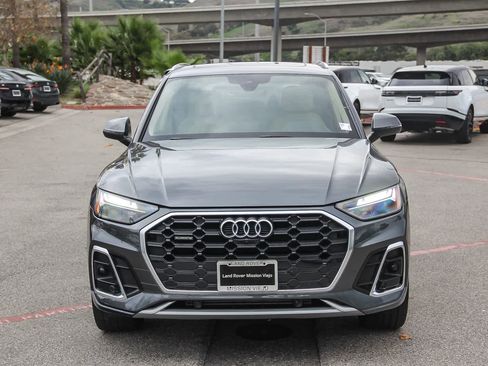 Used 2023 Audi Q5 2.0T Premium Plus w/ Premium Plus Package image 2
