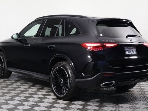 Certified 2024 Mercedes-Benz GLC 300 image 6