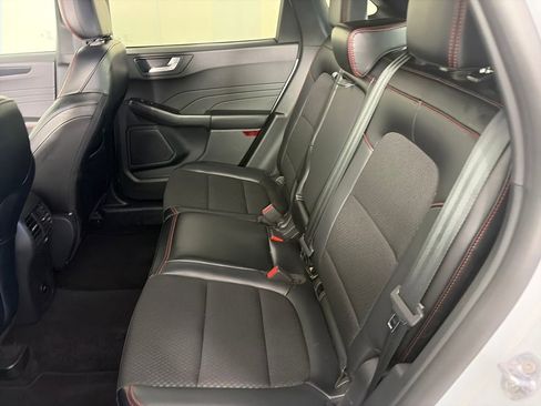 Used 2025 Ford Escape ST-Line Select image 13