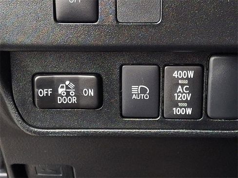 Used 2023 Toyota Tacoma TRD Sport image 27