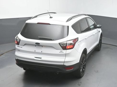 Used 2017 Ford Escape SE w/ Equipment Group 201A FWD image 45