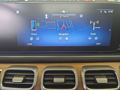 Certified 2025 Mercedes-Benz GLS 450 4MATIC image 25