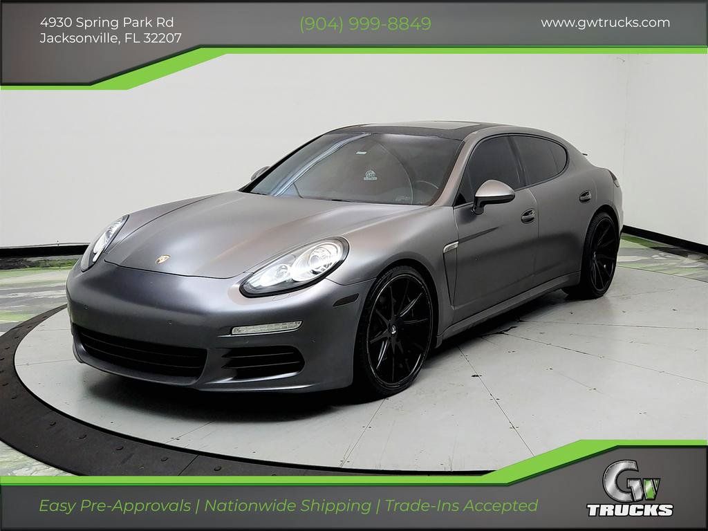 Used 2014 Porsche Panamera 4 AWD/4WD image 1