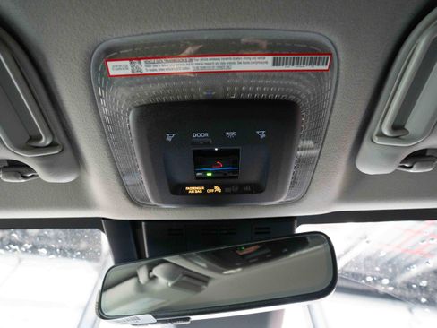 New 2026 Toyota Prius XLE image 18