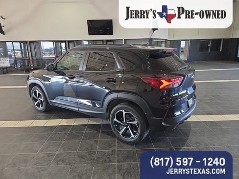 Used 2023 Chevrolet TrailBlazer RS FWD image 6